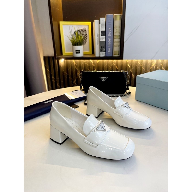 Pra*a high heels